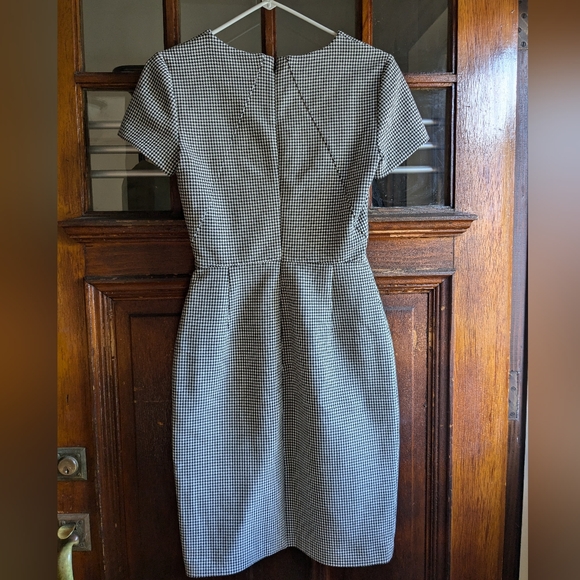 Banana Republic Houndstooth Scuba Dress - Picture 2 of 5